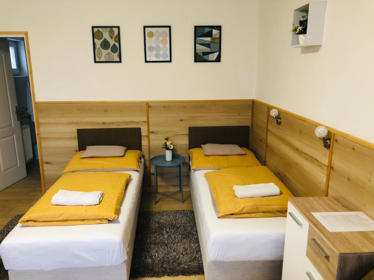 Melania Vendeghaz Hotel Balatonfokajar Luaran gambar