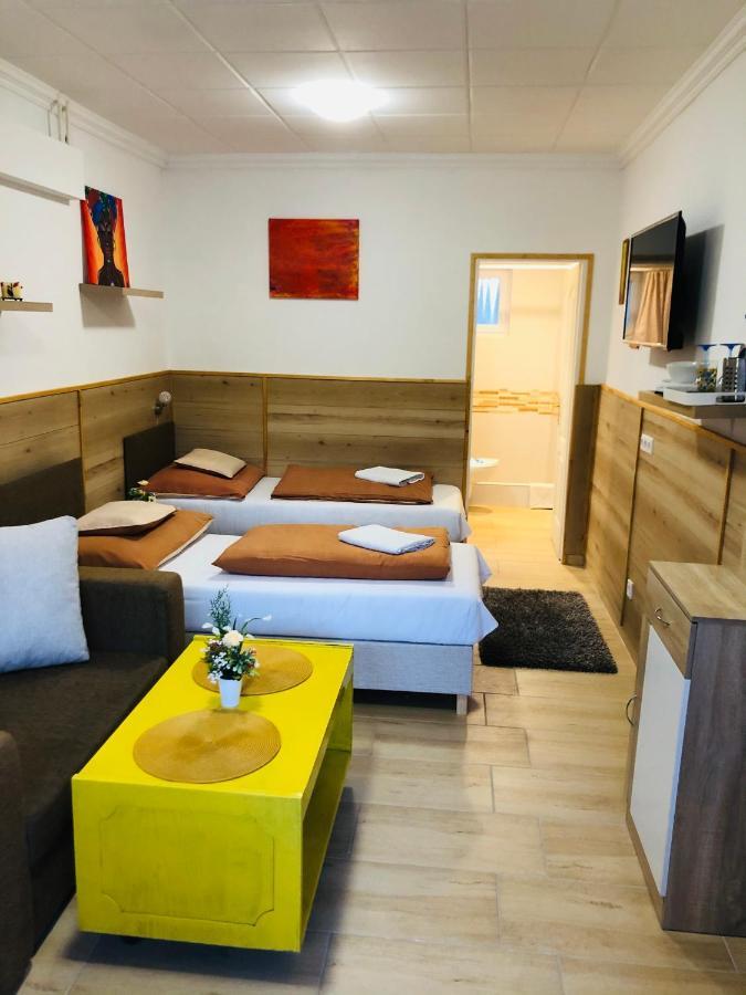 Melania Vendeghaz Hotel Balatonfokajar Luaran gambar